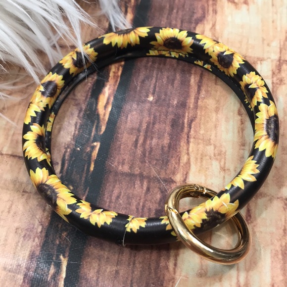 Jewelry - << Sunflower Bracelet Key Ring Keychain >>